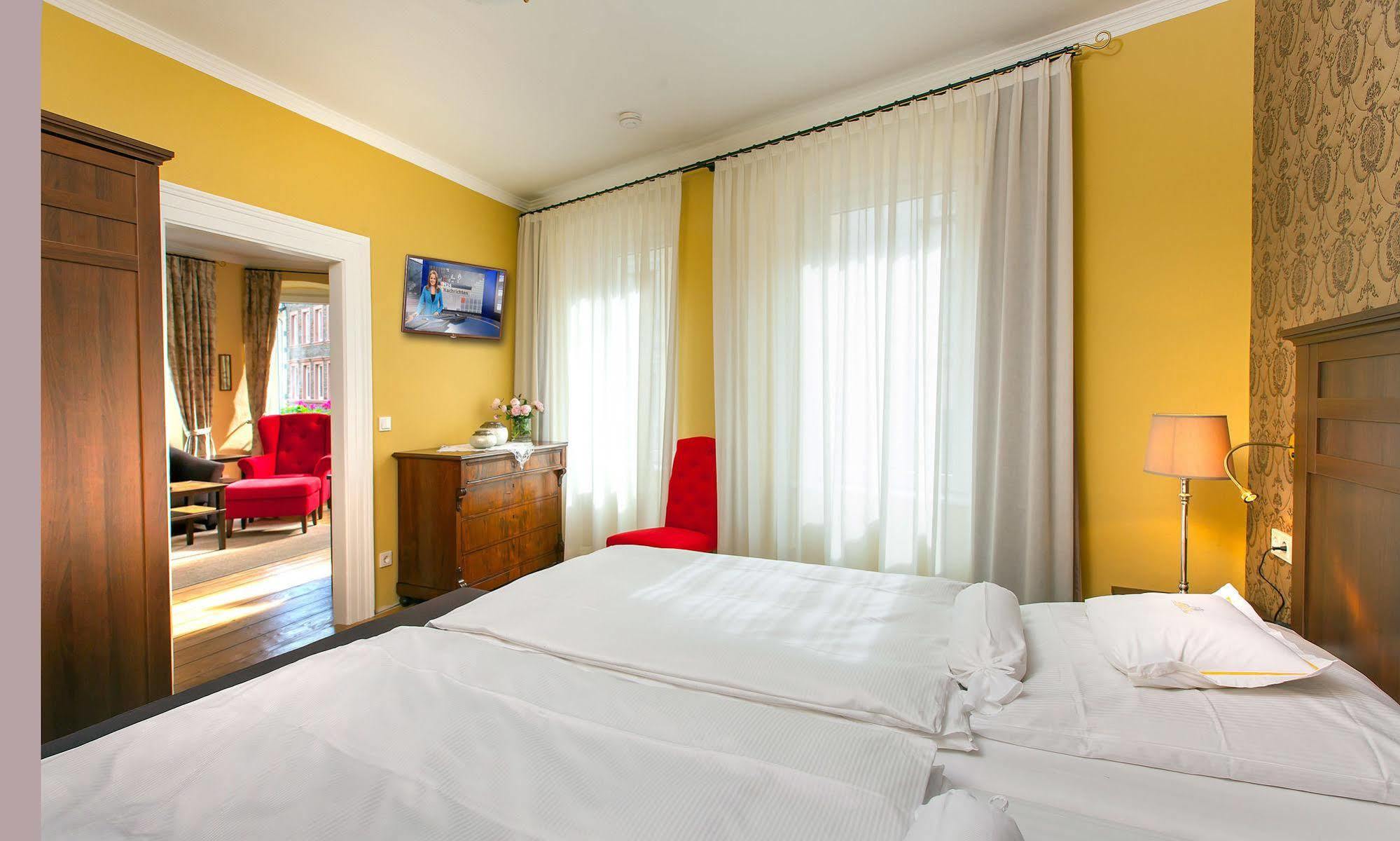 Boutique-Hotel Moseltor Traben-Trarbach Kültér fotó
